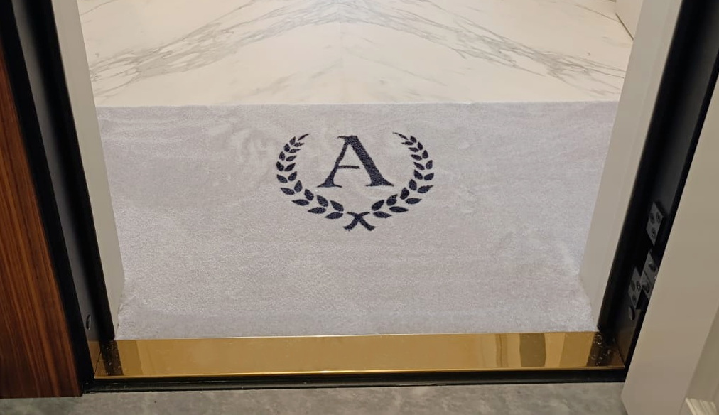 коврик у входа