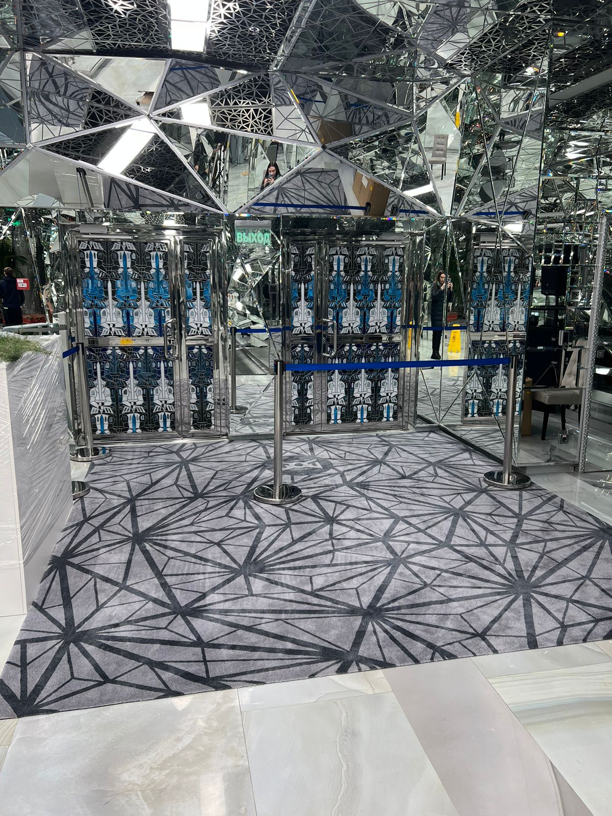 Ковер для фотозоны в театре