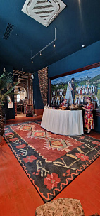 Ковер Саксони для интерьера в ресторан